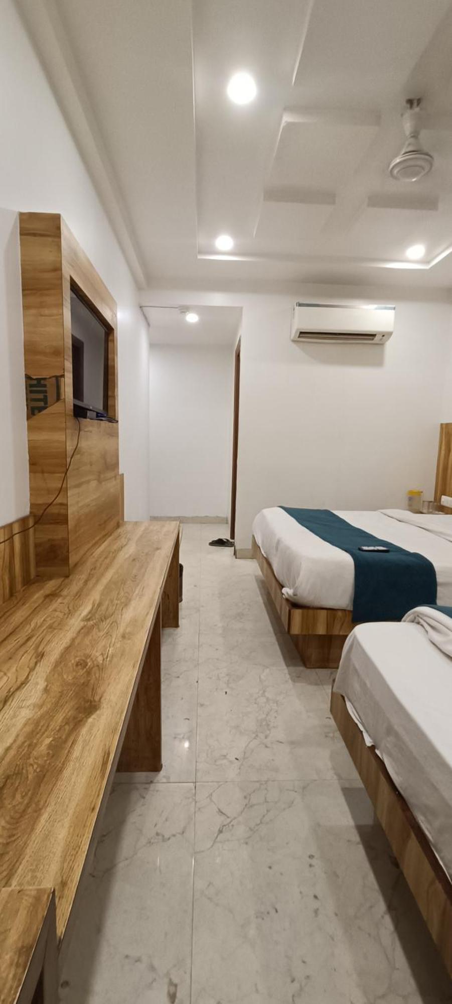 Hotel Awesome International New Delhi Ngoại thất bức ảnh